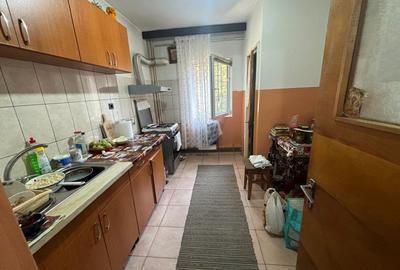 Apartament 3 camere Tg. Cucu Vile - 5