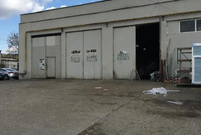 Spațiu comercial, de 1,000 mp, în Central - 3