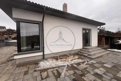 Casă cu Teren 550 Mp în Central - 11