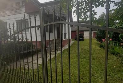 Casă cu 3 camere cu Teren 1700 Mp în Poiana Blenchii - 2