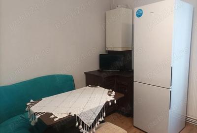 Apartament cu 4 camere decomandat în Central - 3