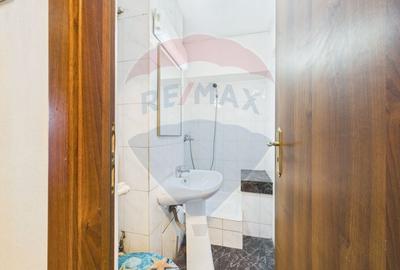 Apartament cu 4 camere decomandat, mobilat în Ștefan cel Mare - 16