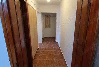 Vand apt.2 cam.conf. semidecomandat etaj 1 din 4 zona govandari - 2