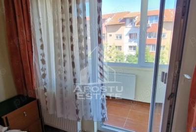 Apartament cu 2 camere semidecomandat în Lipovei