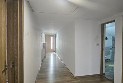 Apartament cu 3 camere decomandat, mobilat în Găvana - 18