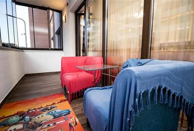 Apartament cu 3 camere decomandat, mobilat în Tractorul - 5