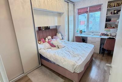 Apartament cu 3 camere decomandat în Drumul Taberei - 6