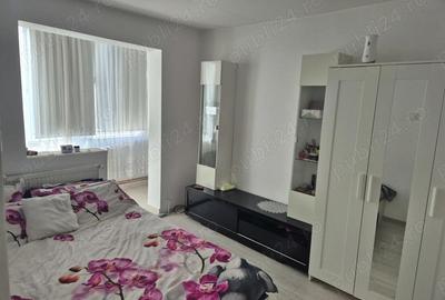 Apartament cu 3 camere semidecomandat în Exterior Vest - 4