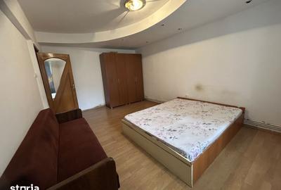 Apartament cu 3 camere decomandat în Prundu - 12