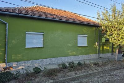 Casa renovata cu teren de 1400mp - 4