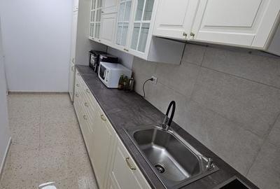 Apartament 3 camere in spatele bisericii Bazilescu - 2