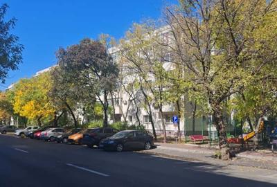 Apartament 3 Camere -Parter Inalt  -2 Bai - Parcare - La Mall Vitan Apartament 3 Camere -Parter Inalt  -2 Bai - Parcare - La Mall Vitan - 11