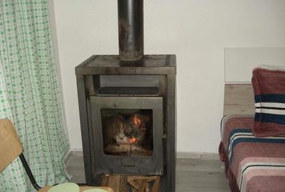 Apartament cu 3 camere decomandat în Șoimuș - 1