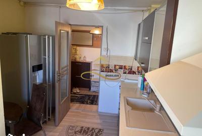 Apartament cu 3 camere decomandat în Bistrița Lac - 2