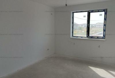 Vila P + 1 + M - 5 Camere - 160 mp utili - teren 202 mp - 12