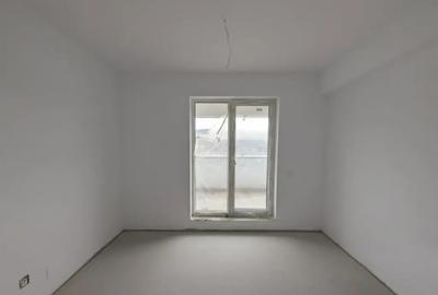 Apartament cu 4 camere semidecomandat în Florești - 7