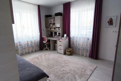 Apartament cu 3 camere decomandat în Central - 2