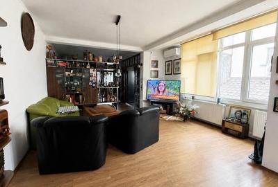 Apartament cu 3 camere decomandat, mobilat în Iancului - 13