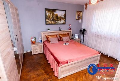 Apartament cu 3 camere decomandat în Babadag - 15