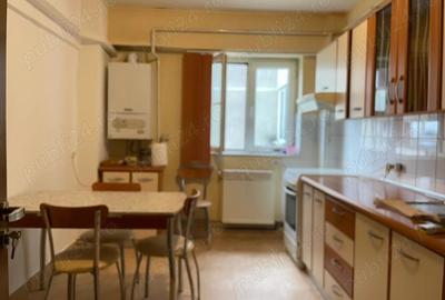 Vand apartament 3 camere, bd Republicii(intersectia cu V.Alecsandri) - 10