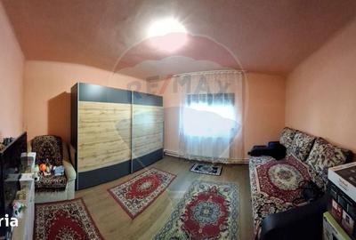 Casă cu 3 camere cu Teren 1079 Mp în Oșorhei - 2