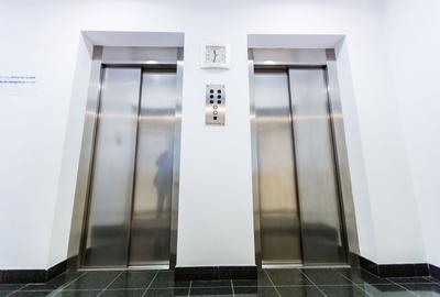 Birou, de 2,207 mp, în Vest - 14