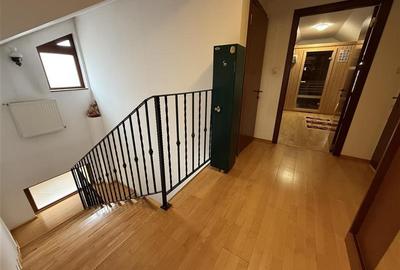 Proprietate deosebita de vanzare in centrul Bacaului- eleganta, istorie si inves - 22