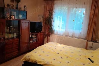 Garsoniera decomandata, etaj intermediar zona Astra Garsoniera decomandata, etaj intermediar zona Astra - 1