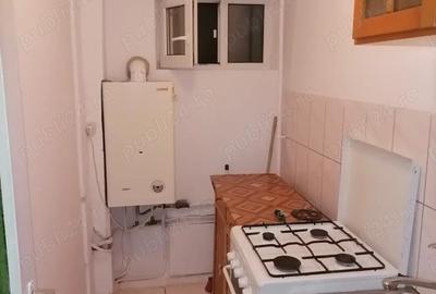 Garsonieră decomandată în Central - 8