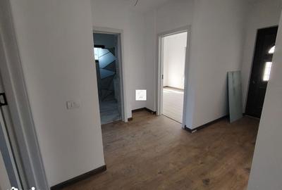 Casă cu 4 camere cu Teren 500 Mp în Periș - 14