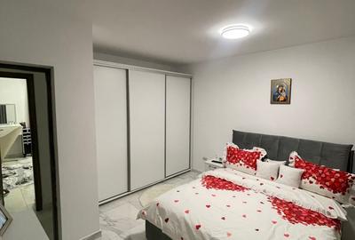 Casă cu 3 camere în Berceni - 1