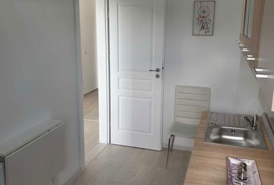 Garsonieră decomandată în Central - 3