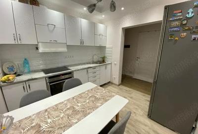 Apartament cu 2 camere decomandat în Central - 4