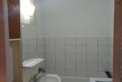 Garsonieră decomandată în Central - 3