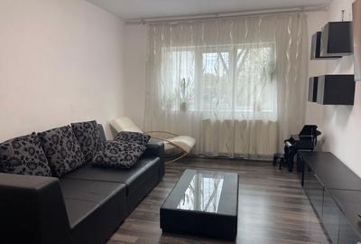 Apartament cu 3 camere semidecomandat în Central - 6
