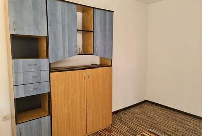 De inchiriat - casa P+1E+M - zona Port, langa liceul de Marina - 5
