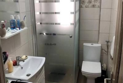 Apartament cu 3 camere decomandat în Central - 1