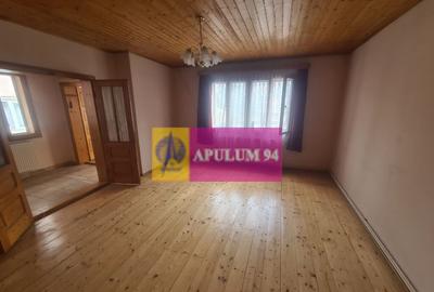 Casa de vanzare in Poiana Tapului - 1