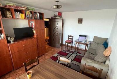Apartament 3 camere Cet