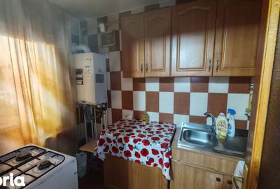 Apartament cu 2 camere decomandat în Micro 13 - 3