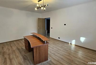 Apartament cu 2 camere decomandat în Nerva Traian