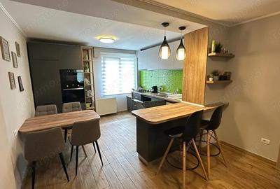 Apartament cu 3 camere decomandat, mobilat în Central - 16
