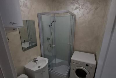 Camera de camin cu baie prorie,inchirita cu 250euro - 2