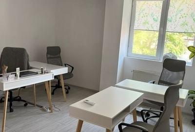Apartament cu 3 camere decomandat în Centrul Civic - 1