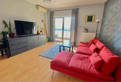 Apartament cu 3 camere decomandat, mobilat în Doamna Ghica