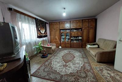 Apartament cu 2 camere decomandat în Grigorescu