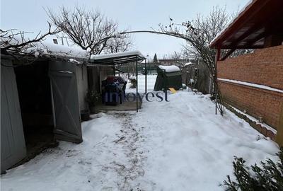 Casă cu 4 camere în Central - 2