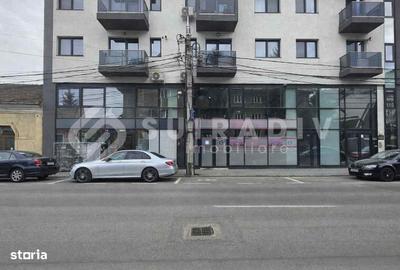 Spațiu comercial, de 130 mp, în Central