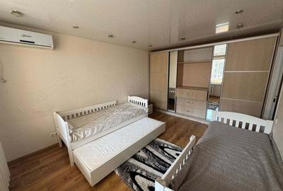 Apartament cu 2 camere decomandat în Giulești - 1