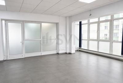 Spațiu comercial, de 236 mp, în Central - 6